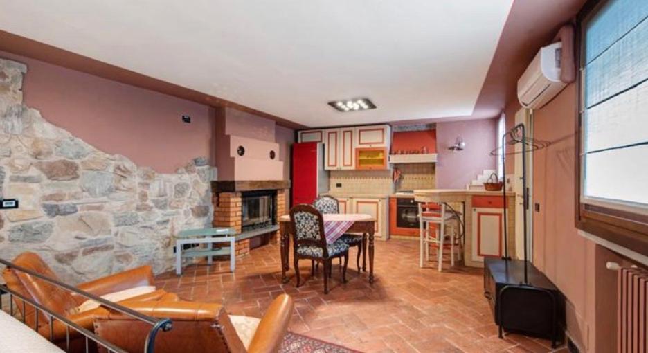 Antica Casa Fenaroli Apartment *